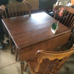 Drop Leaf Oak Table With 3 Chairs 