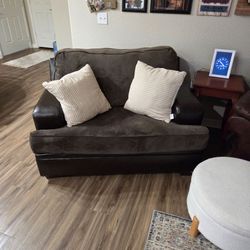 Over sized Chair