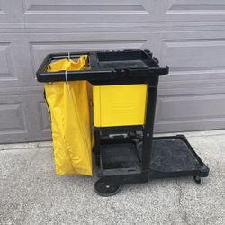 Locking Cart 