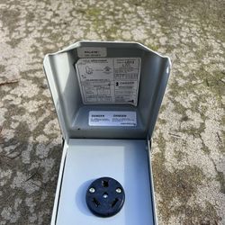 30 Amp Receptacle 