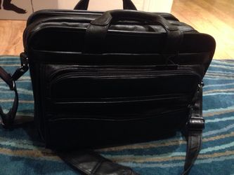 Tumi Alpha 2 Expandable Medium Nappa Leather Briefcase