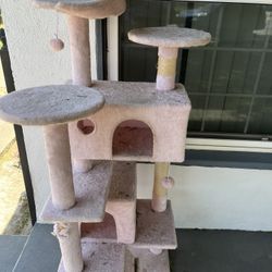 Cat tree
