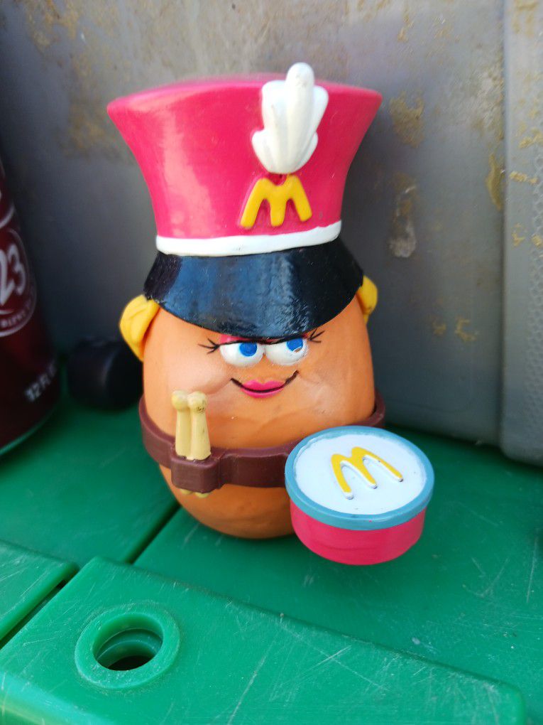 Vintage 1988 McDonald's McNugget Buddies Happy Meal Toy "Drummer

