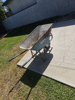 Jackson 6cu. ft. Heavy-Duty Steel Wheelbarrow.