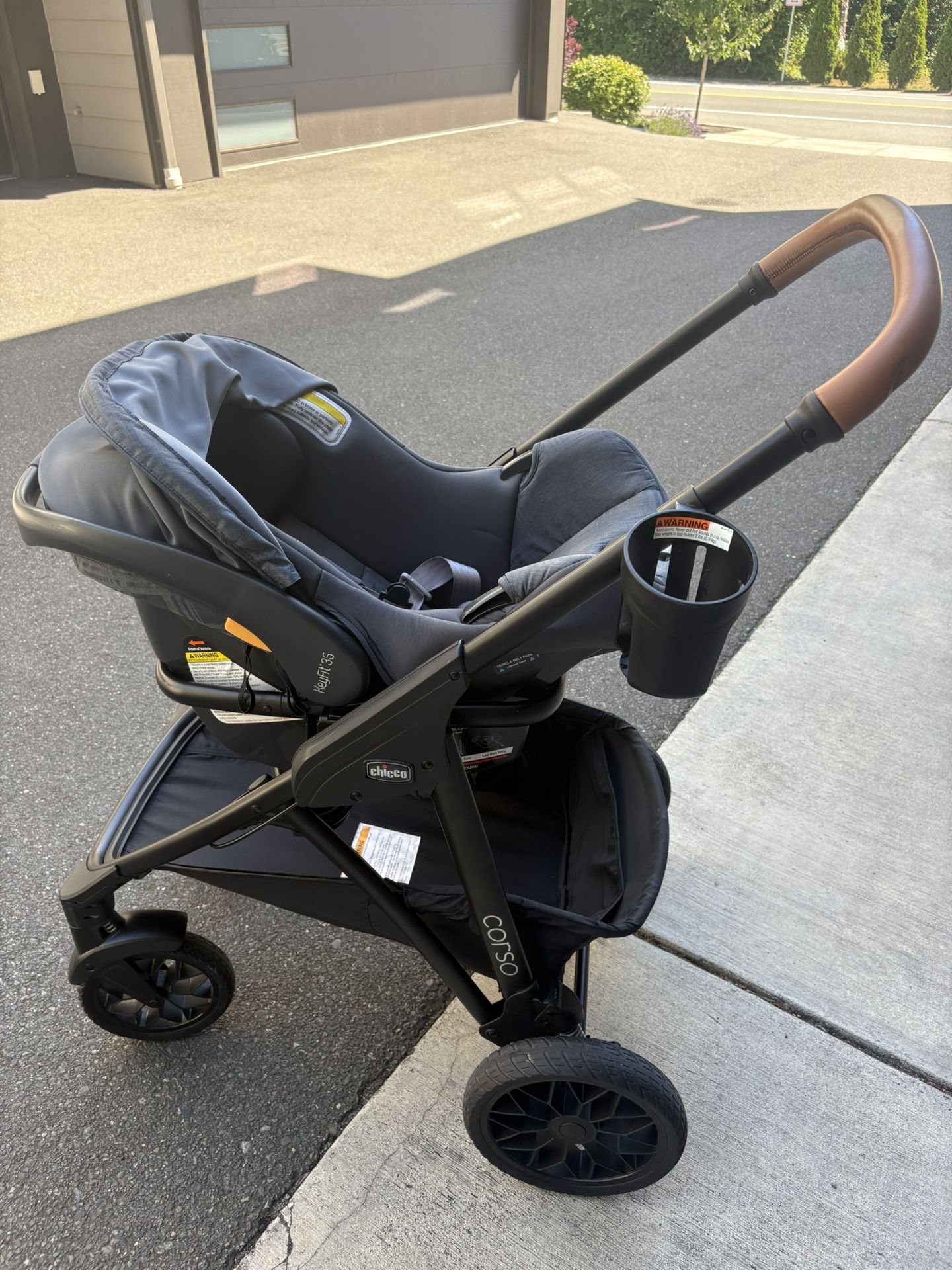 Grey Chicco Stroller, Car Seat and Base