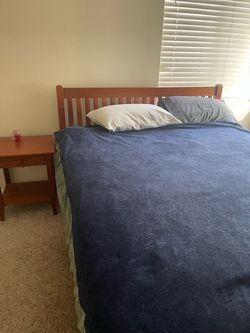 Queen size bedroom set