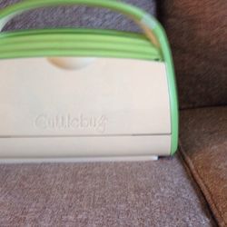 Cuttlebug Die cut Macine