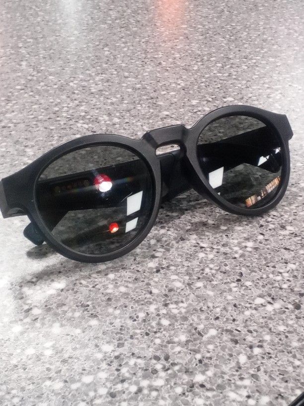 Bose Frames Alto / Audio Bluetooth Sunglasses With Open Ear Speakers