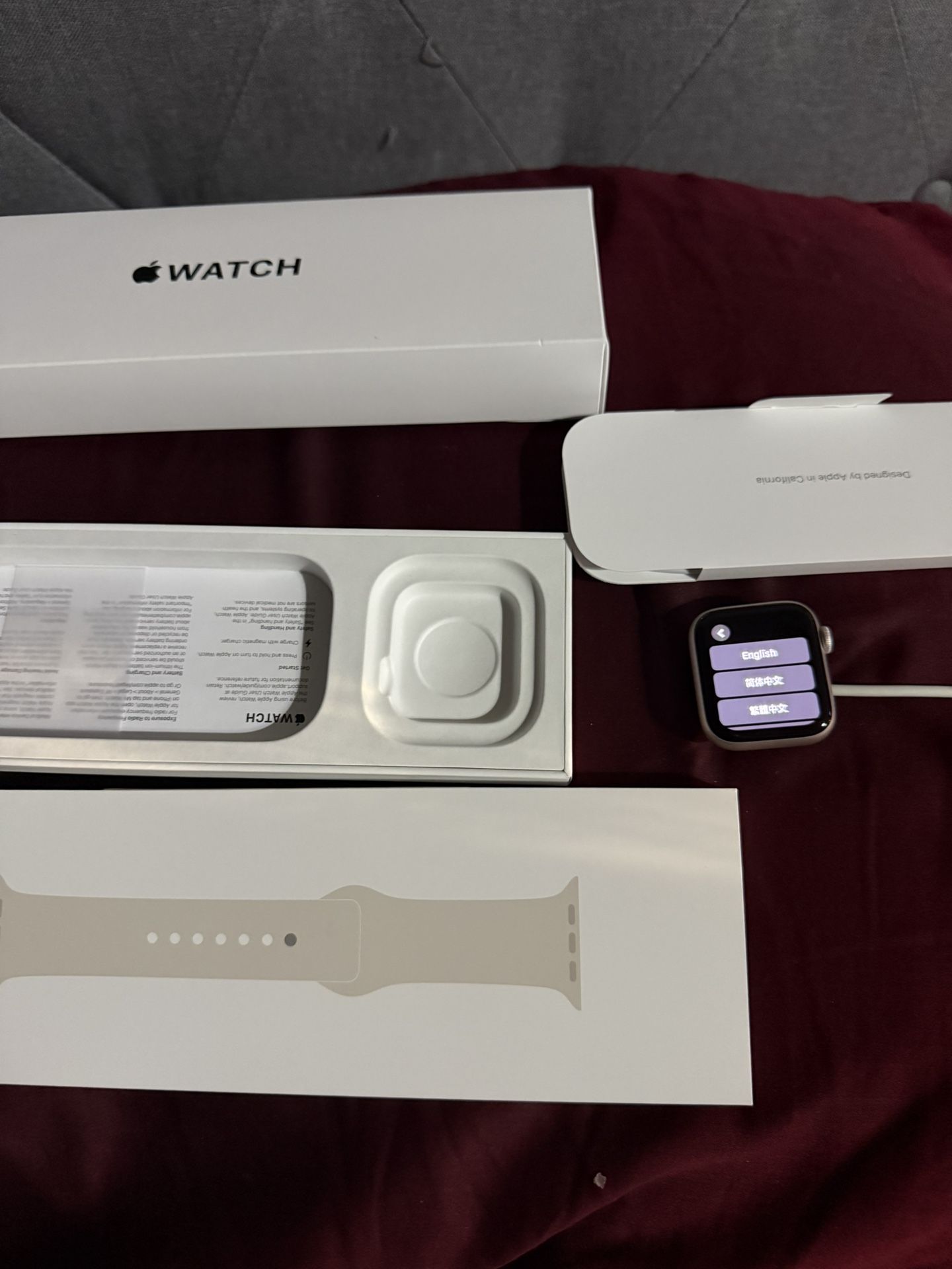Apple Watch SE gen 2 40mm starlight 32.0 gb