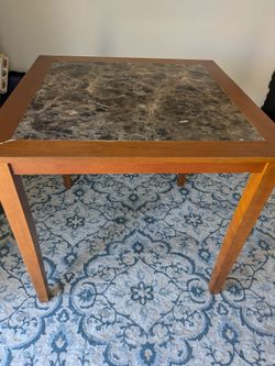 Pub Table