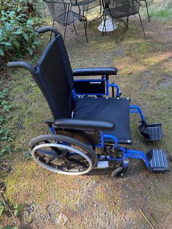 Wheelchairs & Mobility Chairs – Drive, Invacare & NOVA – Like New-$150-$450