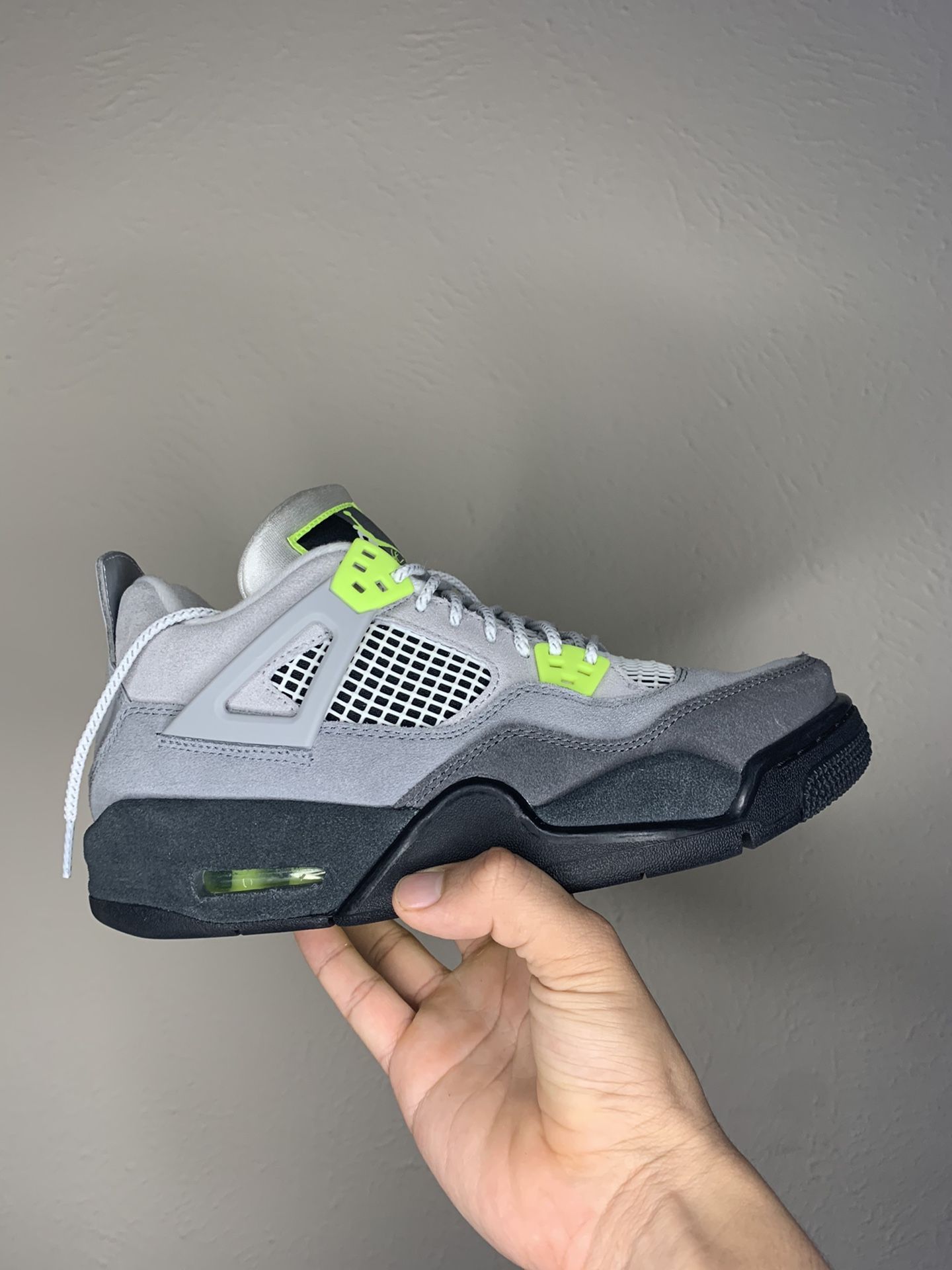 Jordan 4 Neon 95 SE