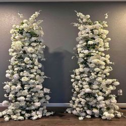 Romantic Wedding Decor – Featuring Exquisite Floral Displays form first
