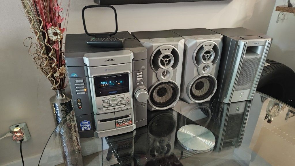 Sony HF System 3 Disc Changer, Tape Player,Radio,