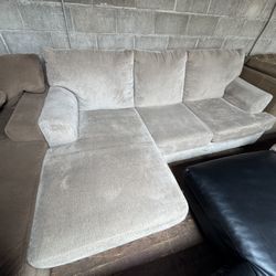 L Shaped Reversible Ottoman Sectional Couch “WE DELIVER”