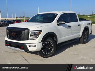 2021 Nissan TITAN