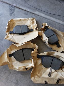 Brake pads 2004 Mazda3