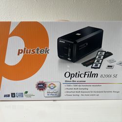 Plustek OpticFilm 8200i SE 35mm Film Scanner