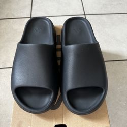 YZY SLIDES
