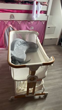 Combo Bassinet & Nursery Pillow