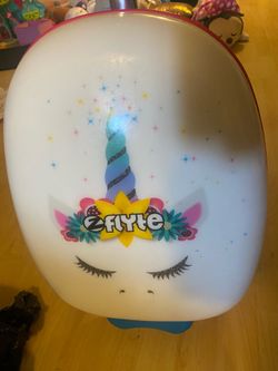 Unicorn Luggage scooter