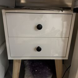 White 2 Drawer Night Stand
