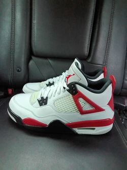 Jordan 4 size 6y