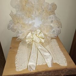 Handmade Mesh Christmas Wreath White And Gold