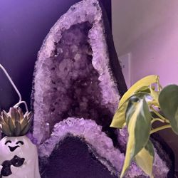 amethyst crystal ( Make An Reasonable Offer)