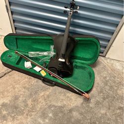 Beautiful violin 🎻. 4/4. Full size