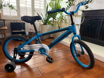 Jetson Light Rider 16” Kids Bike – LED Color Changing Lights + Training Wheels