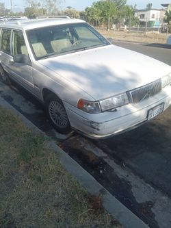 98 VOLVO WAGON