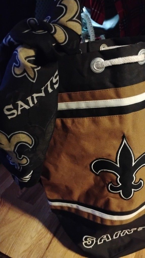 Saints Authentic Drawstring Bag With Scarf