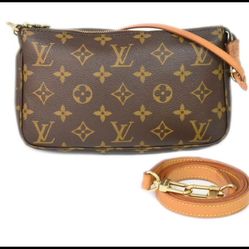 Louis Vuitton Pochette Purse Never Used . 