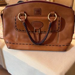 Dooney Boonie Leather. Like New