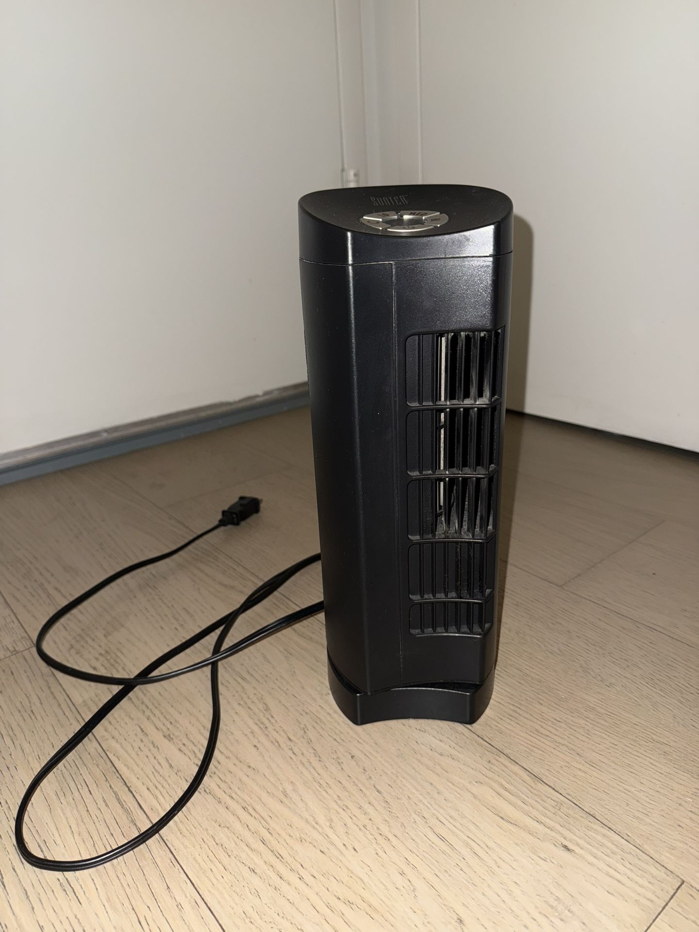 Sunter Mini Tower Fan - Black