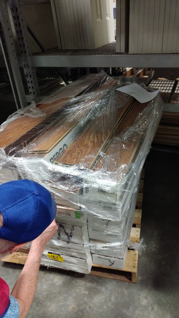 Pergo Max L Spring Hill Oak Embossed Look Plank Laminate Flooring 26