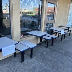 Free Seating Table X 4 (same Size)