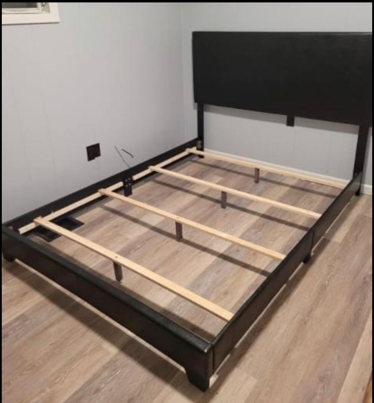 Brand New Queen Size or Full Size Upholstered Bed Frame  - Delivery Available To All Cities 🚚