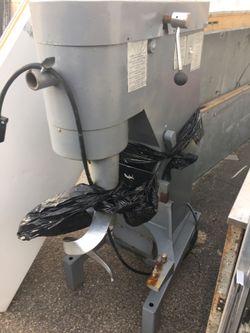 80 qt Commercial Mixer with Hook, Paddle and Bowl