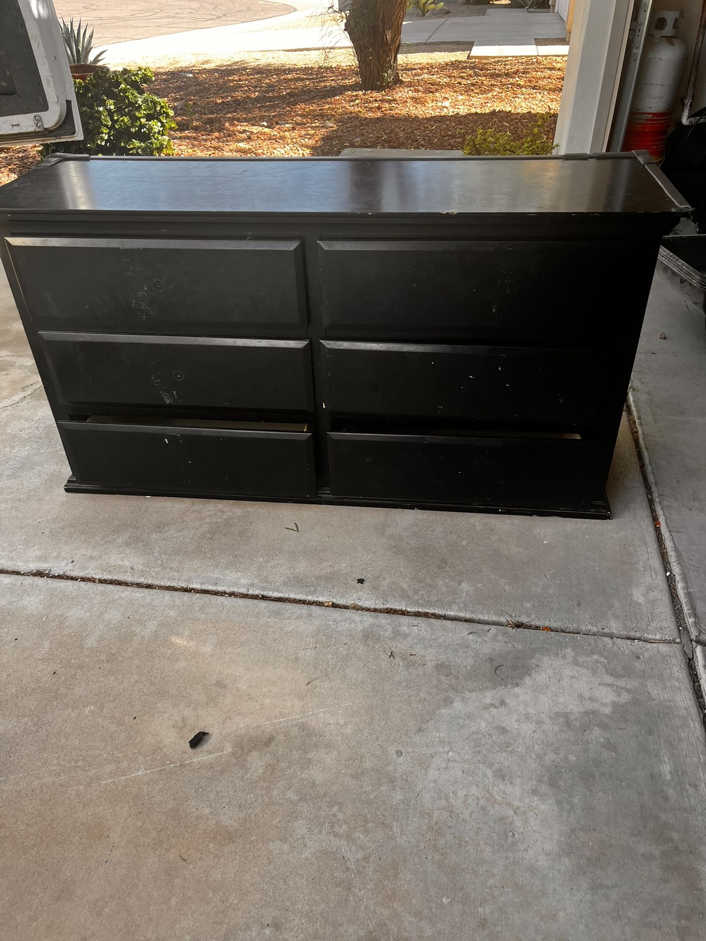 Dresser