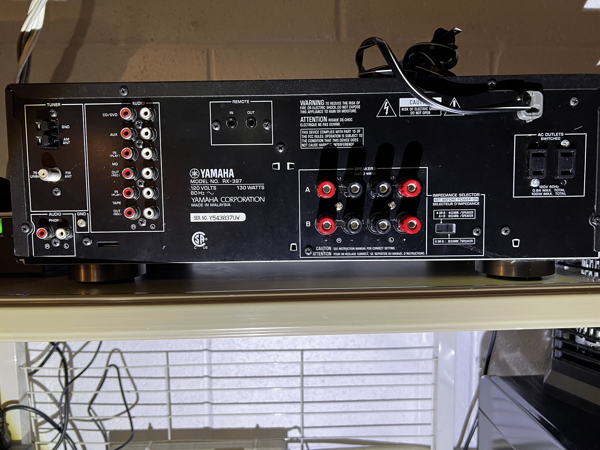 Selling my Yamaha RX-397 Natural Sound Stereo Receiver.