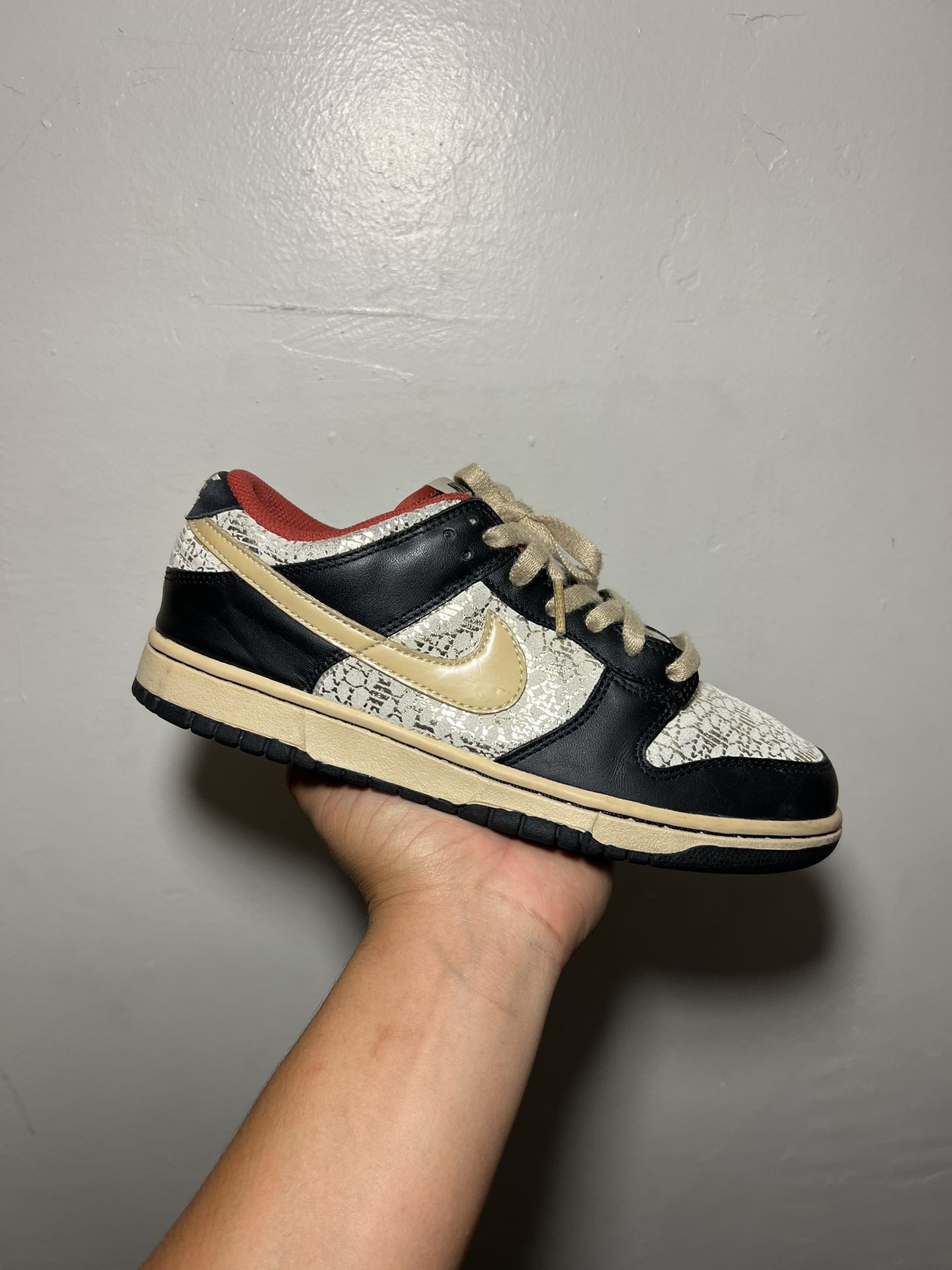 Nike Dunk Low Women’s “2007 Black Linen Gold Terra Cotta” Size 7.5 In Men/ 9 Womens