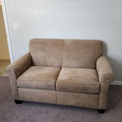 Love Seat 