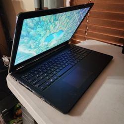 Dell Laptop Computer I3 Windows 10 Home