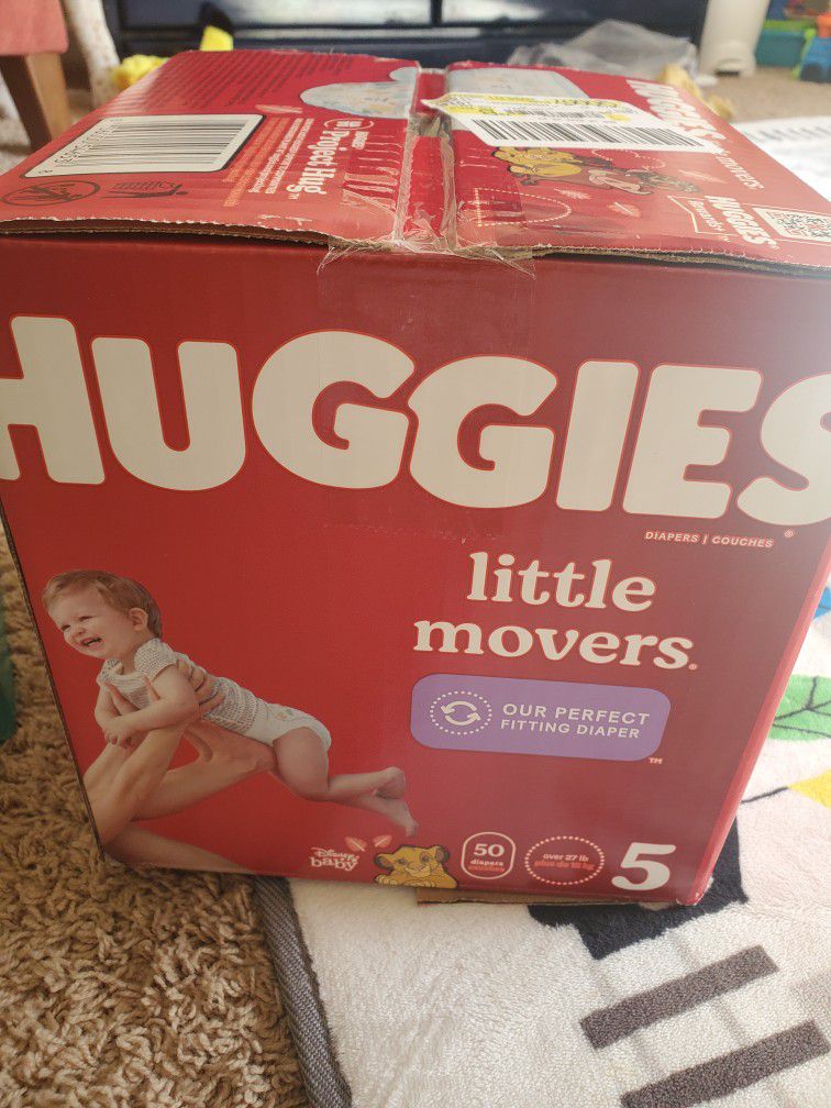 Huggies Size 5 (50 Diapers)