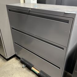 Lateral Filing Cabinets 