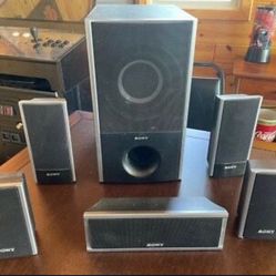 Surround Sony Speakers 