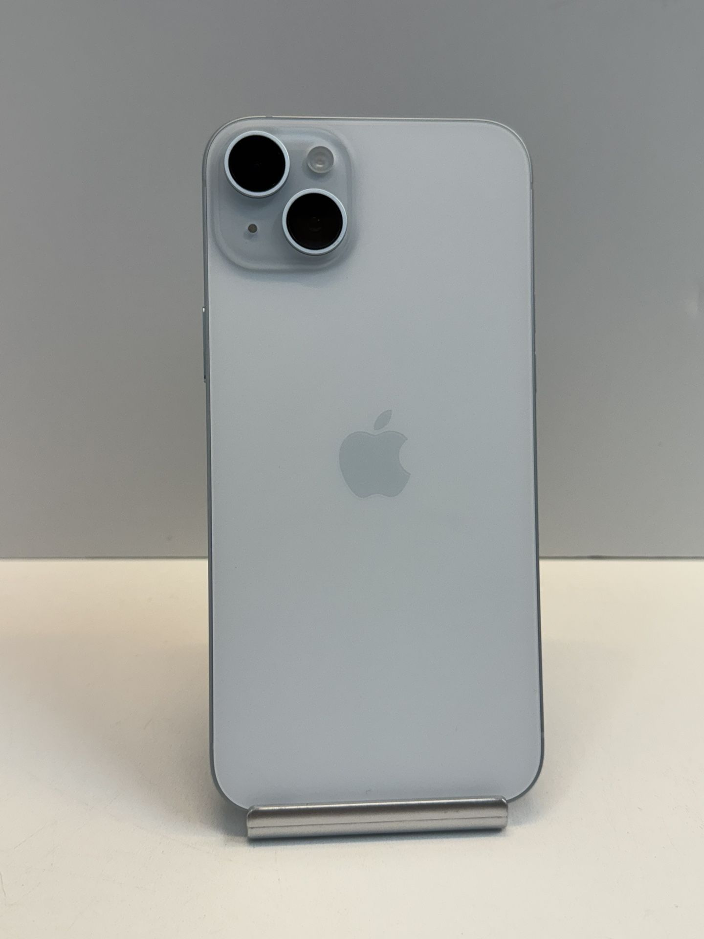 Apple iPhone 15 PLUS 128gb. ( Factory Unlocked )