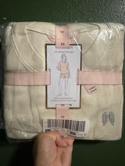 Victoria Secret Pajamas M